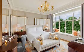 Savoy Hotel 5*